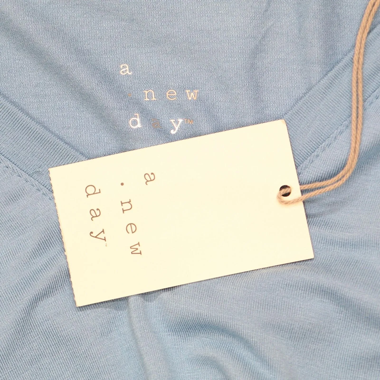 A New Day Women's Short Sleeve V-Neck Drapey T-Shirt GZ3Z1