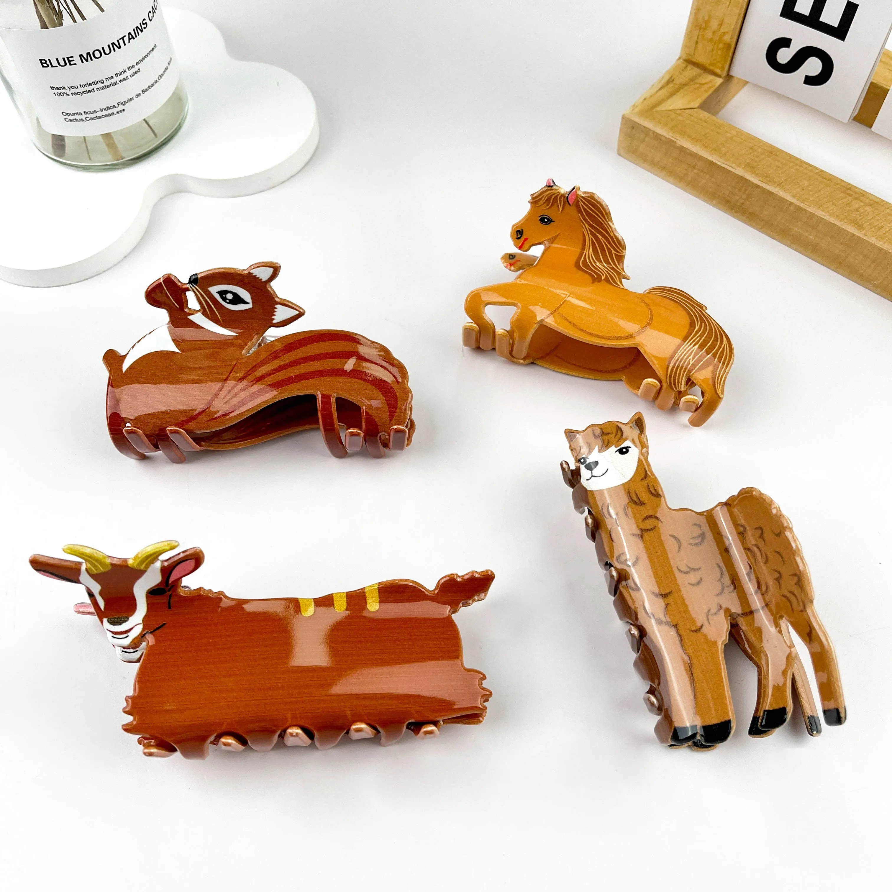 Acrylic Animal Squirrel Fall/Winter Hair Clips: Squirrel
