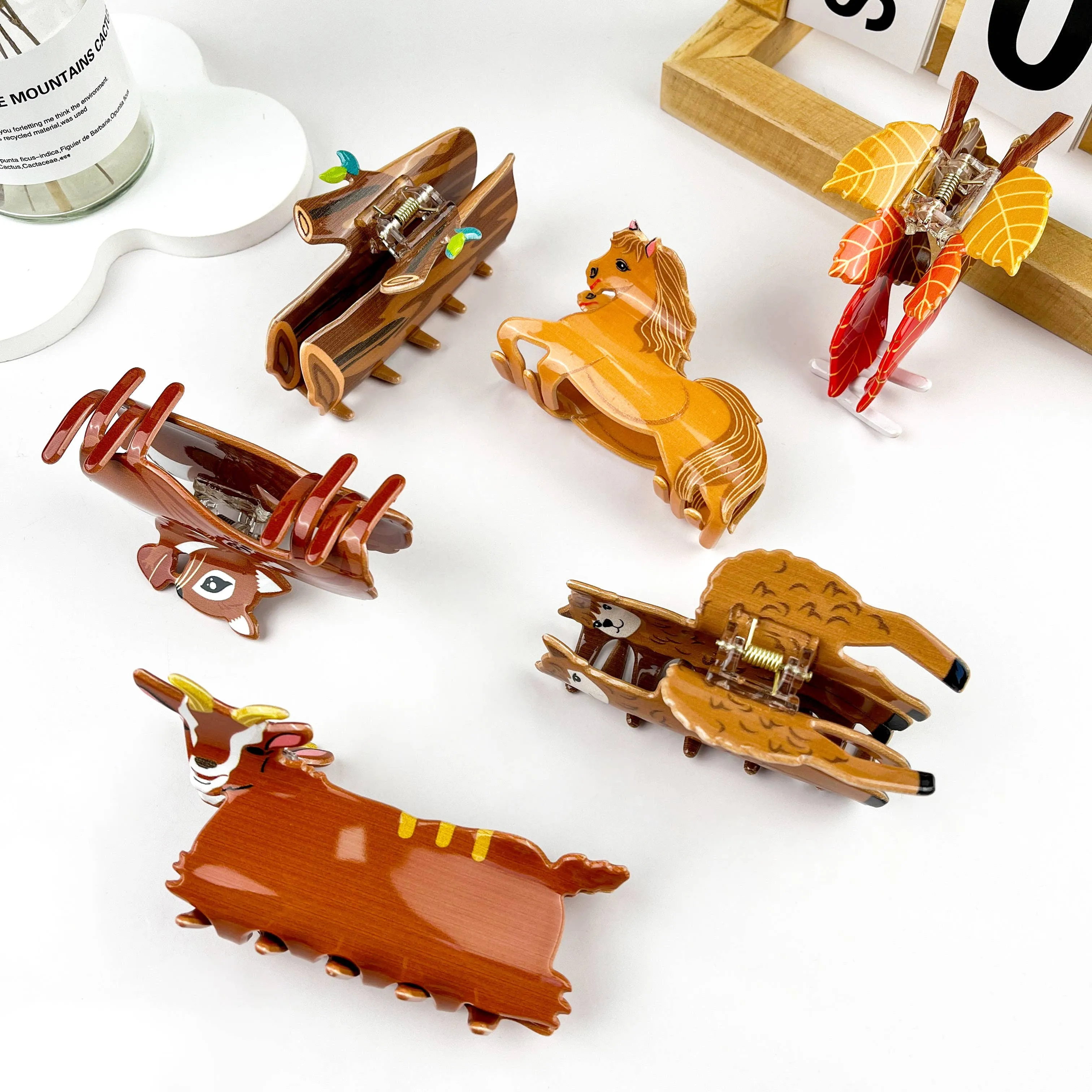 Acrylic Animal Squirrel Fall/Winter Hair Clips: Squirrel