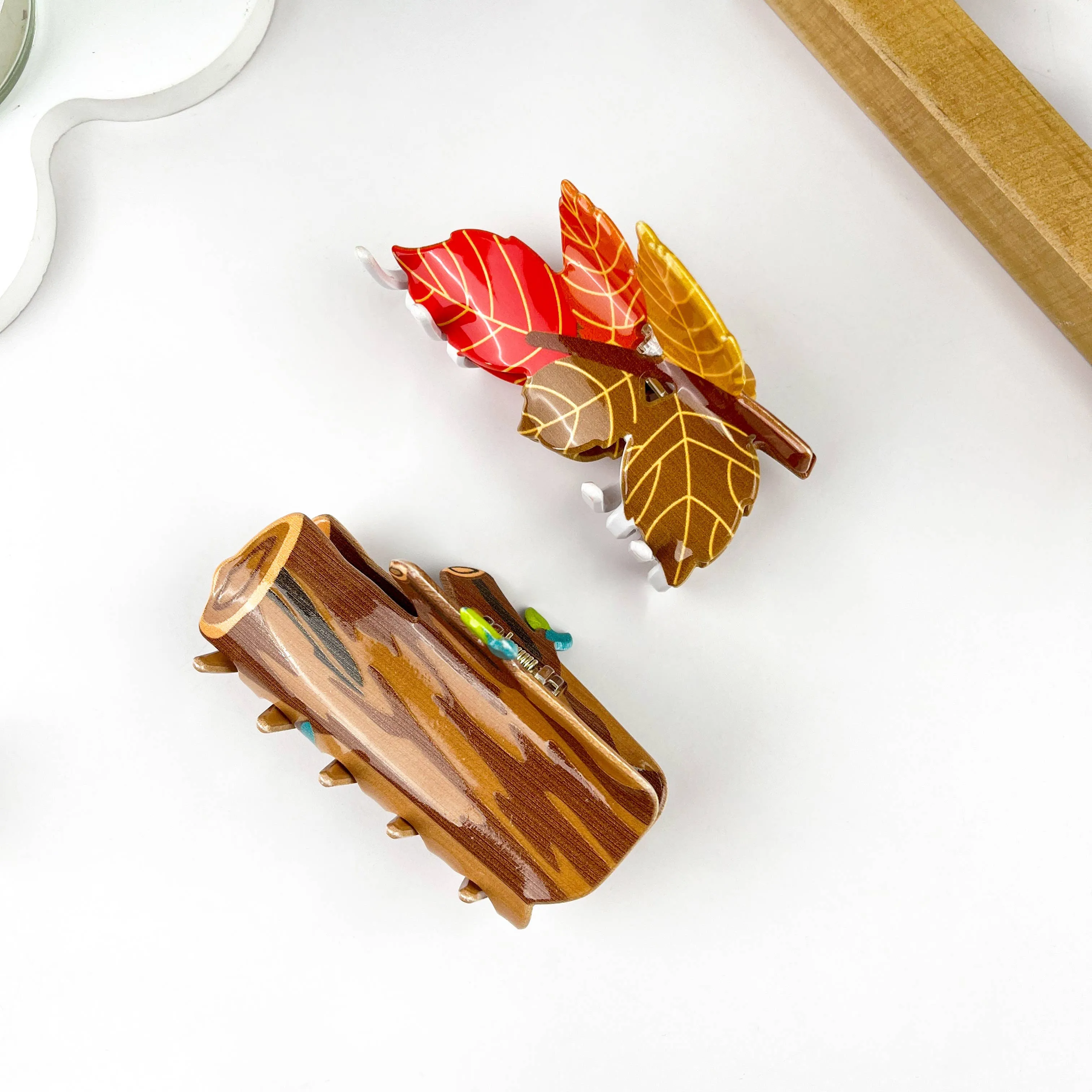 Acrylic Animal Squirrel Fall/Winter Hair Clips: Squirrel