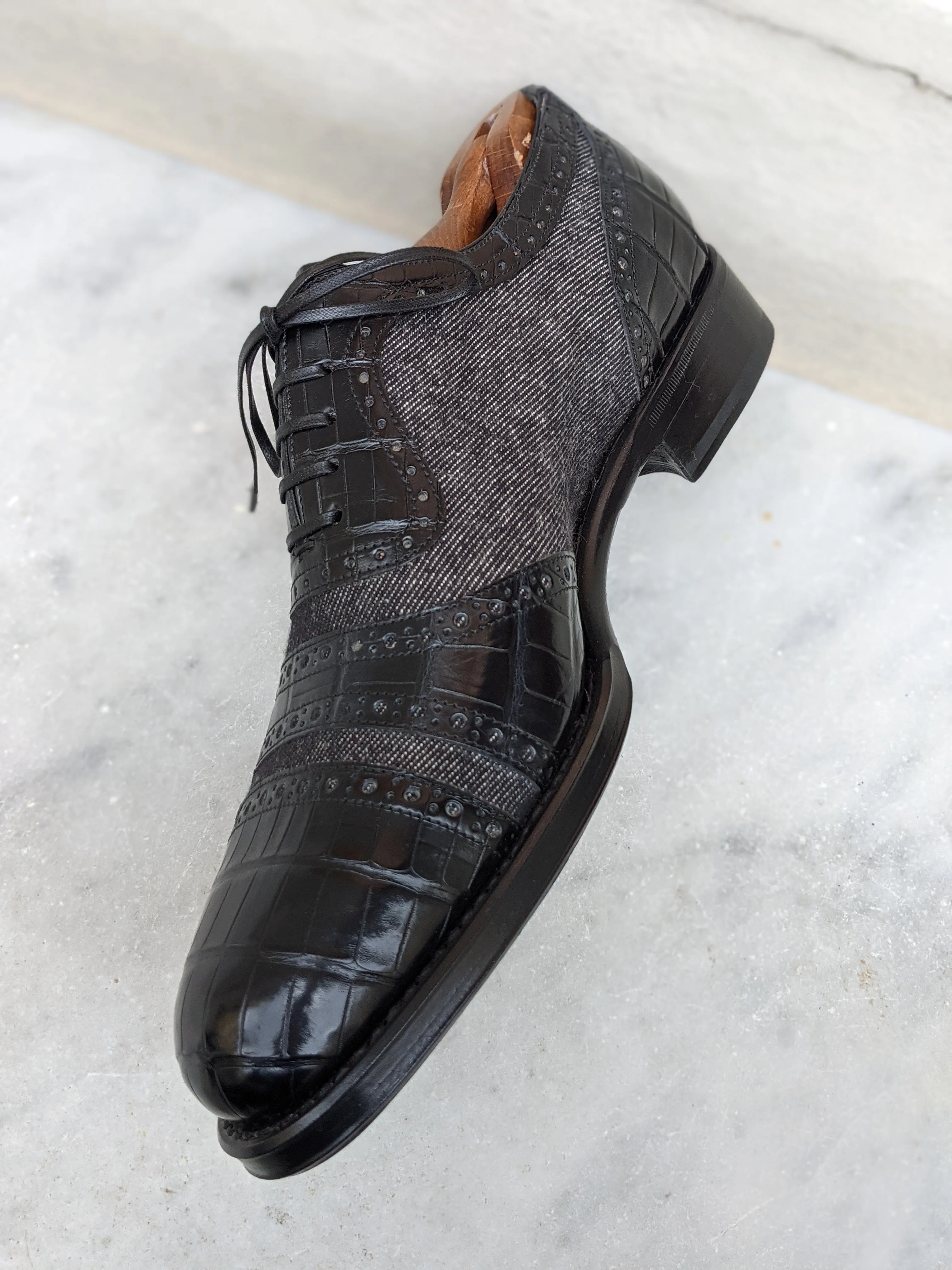 Ascot Pitti - Black Crocodile & Canvas