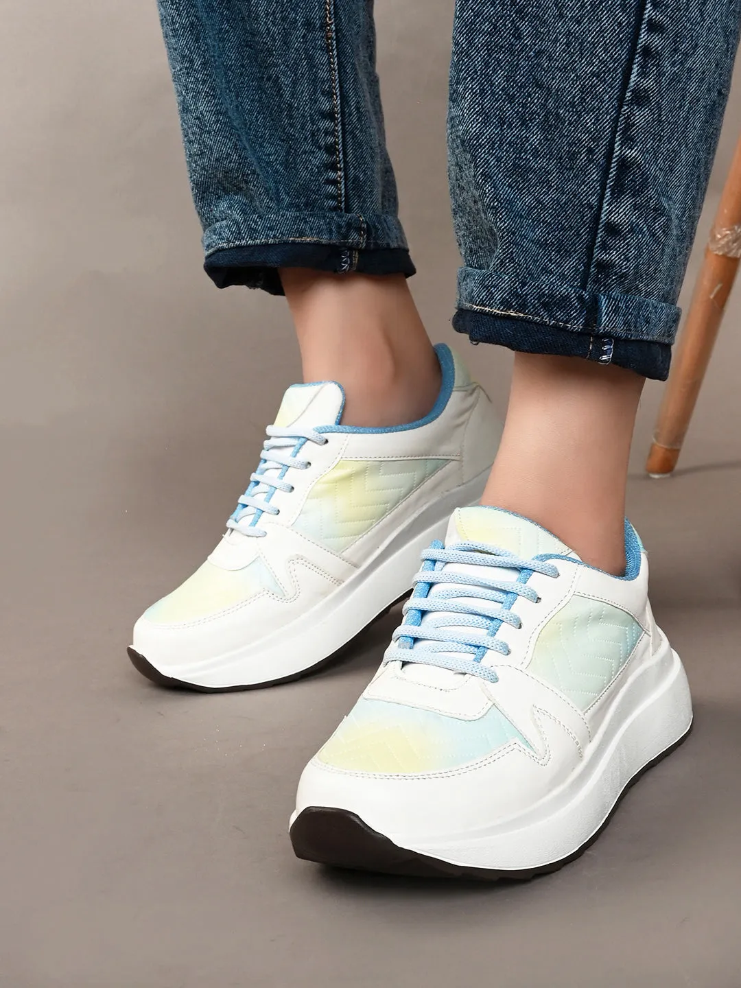Attractive & Lightweight soft lace up sneakers Shoe