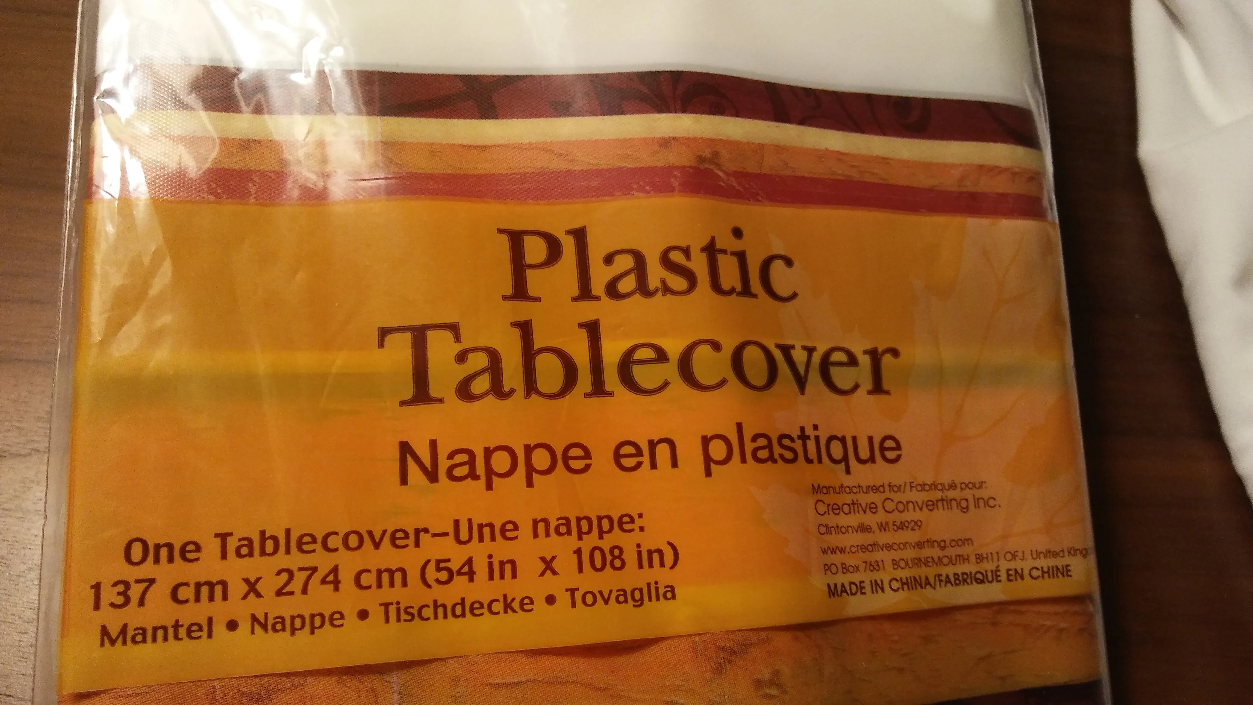 AUTUMN'S GIFT PLASTIC TABLECLOTH