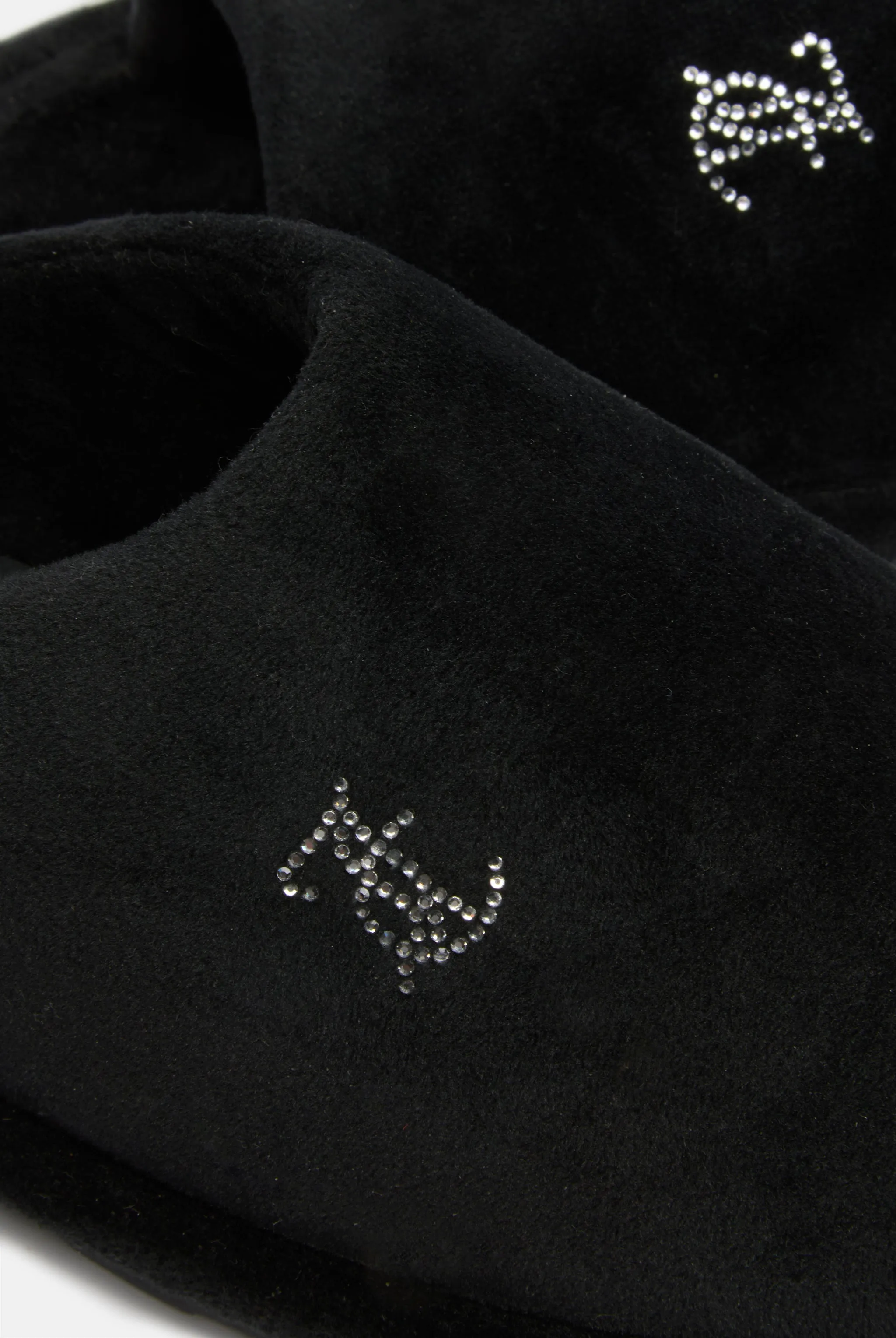 BLACK VELOUR PADDED SLIPPER