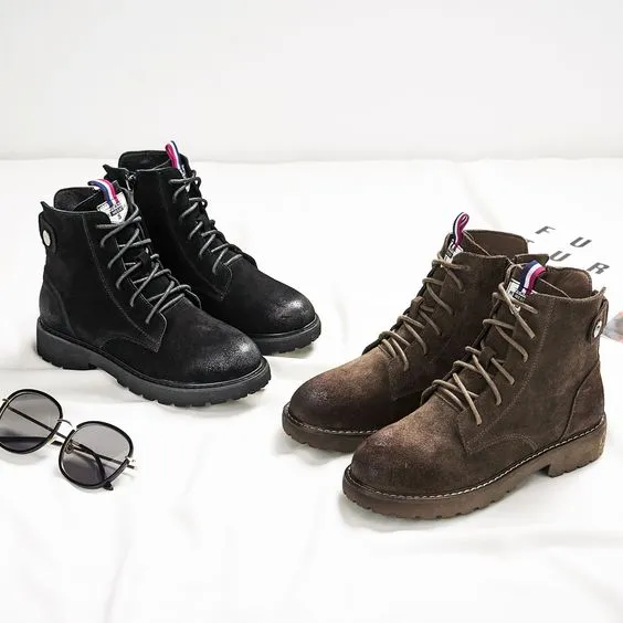 Black/Coffee Frosted Leather Martin Boots