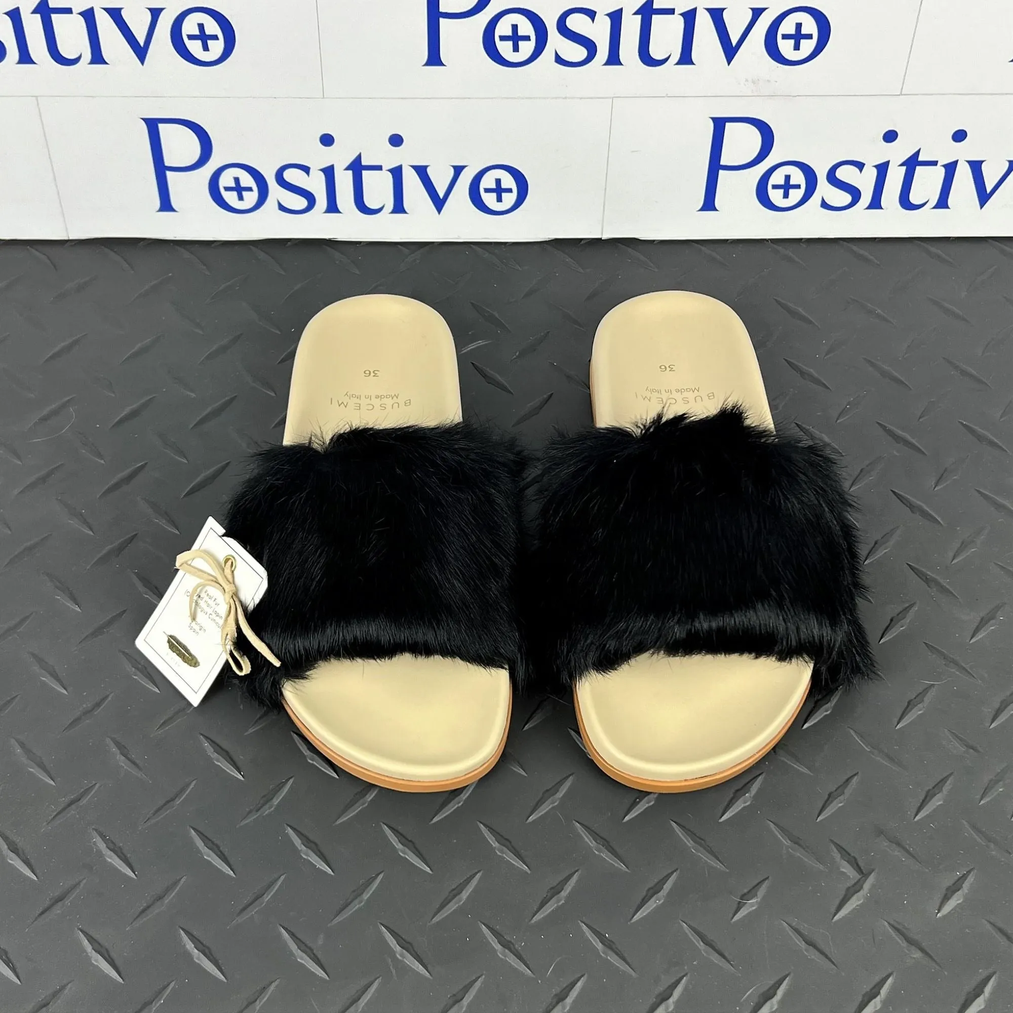 Buscemi Women's Slide Fur Clot Black Leather Slippers