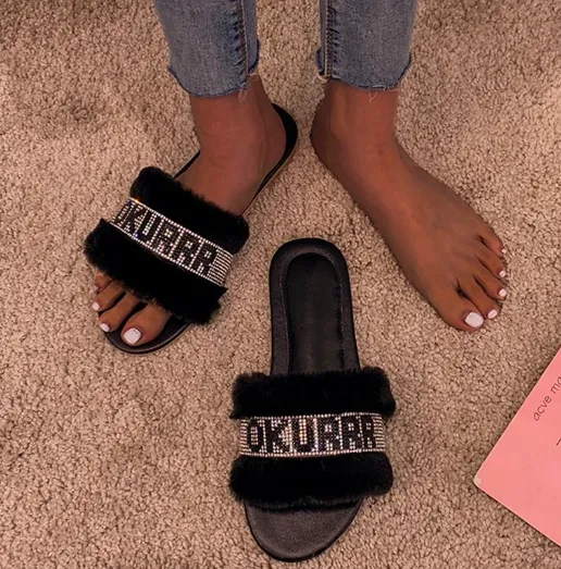Casual slippers