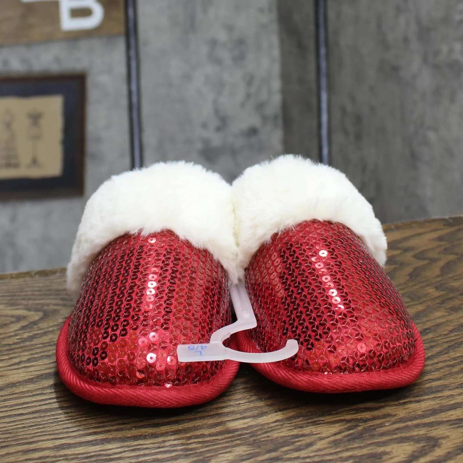 Cat & Jack Kids Girls Lane Sequin Scuff Slippers 91309320 Red L (4-5)