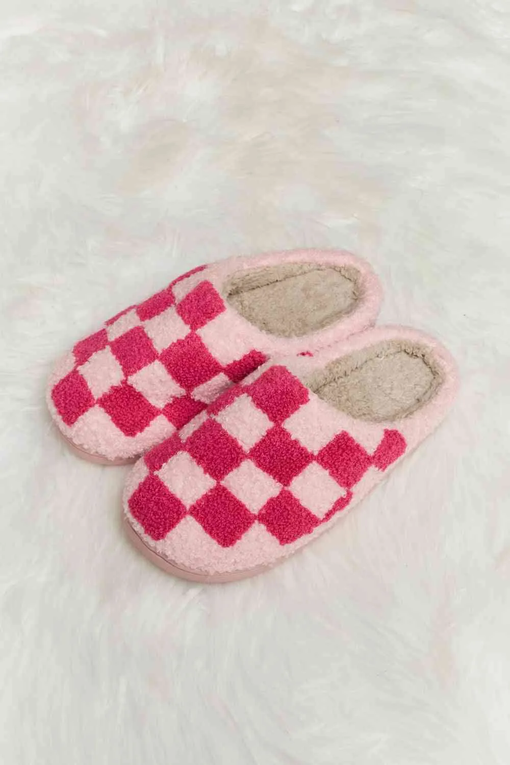CHECKR SLIPPERS