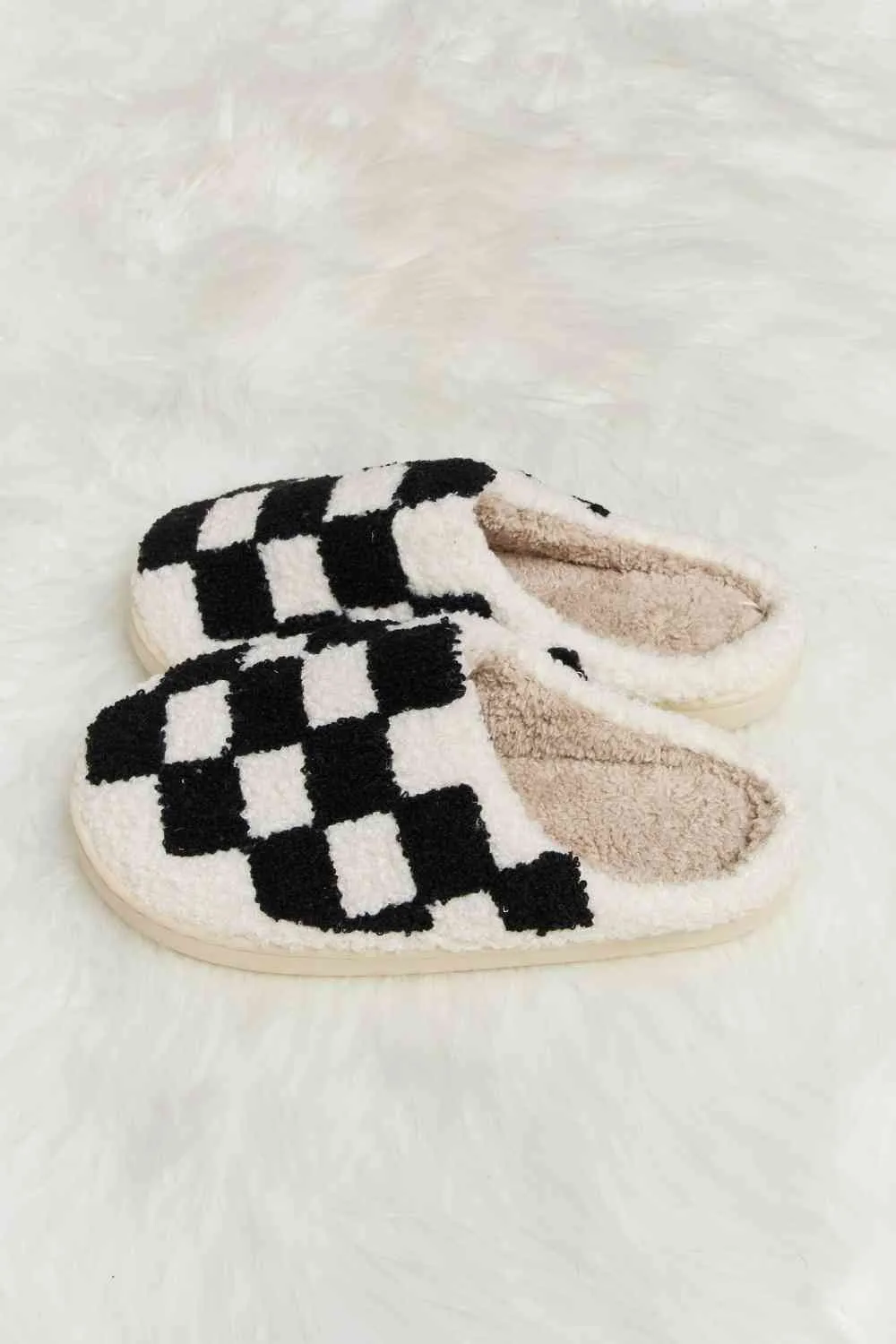 CHECKR SLIPPERS