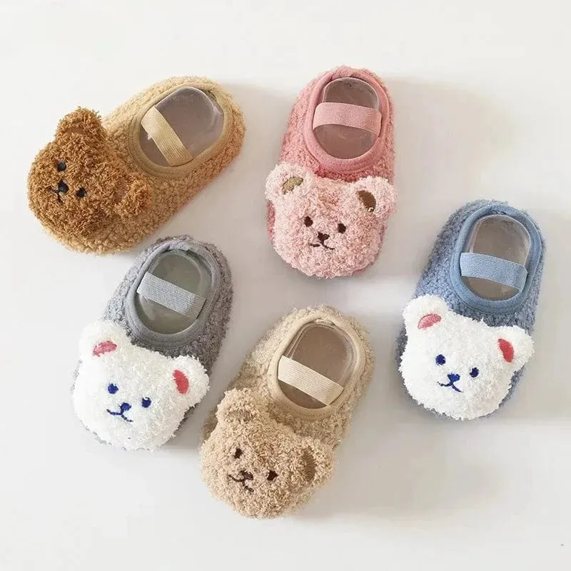 CUDDLEPAWS – Cozy Bear Slippers for Kids