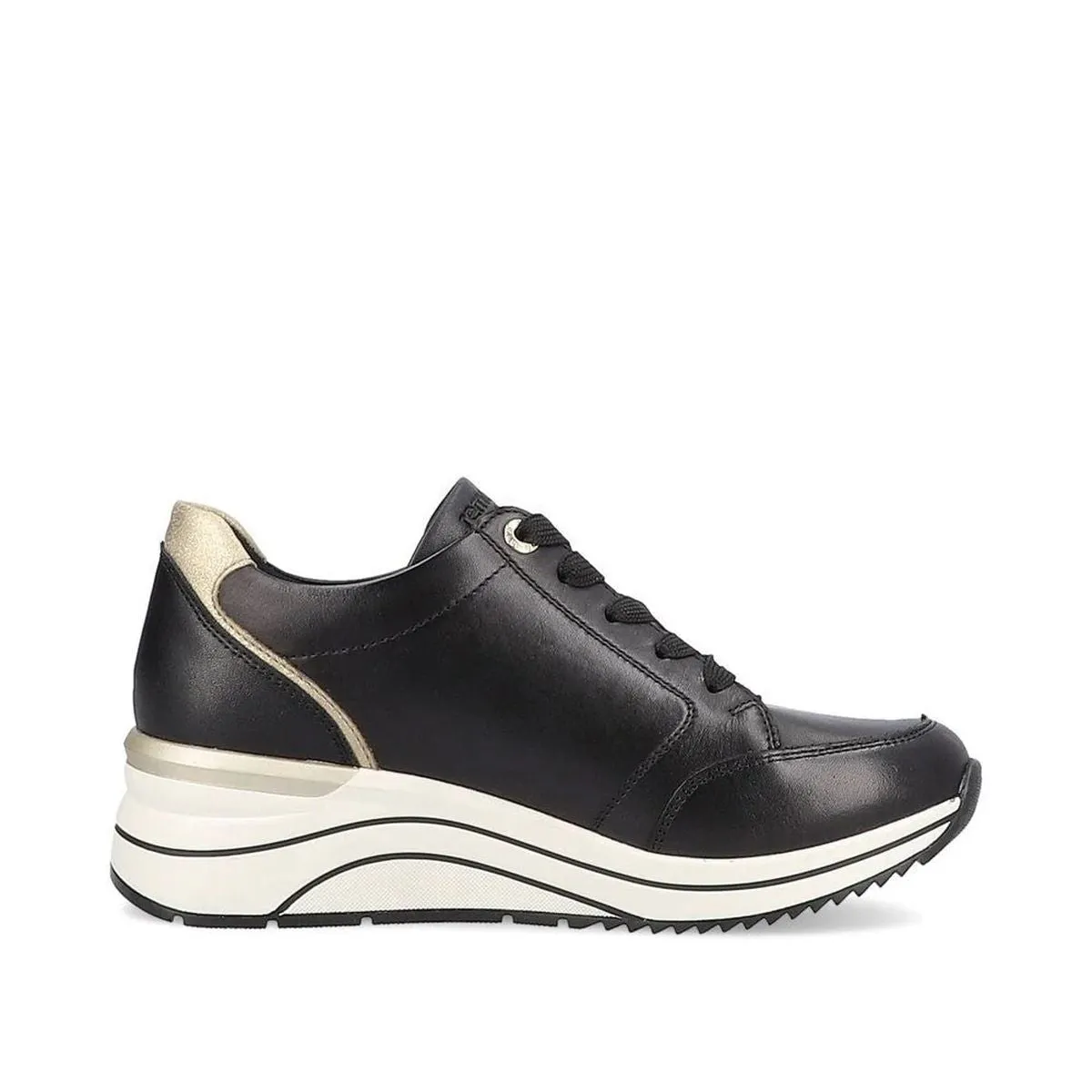 D0T03 Wedge Sneaker