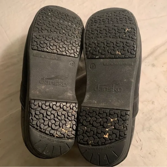 Dansko Professional Leather Clog black leather men's size 11.5 career nurse