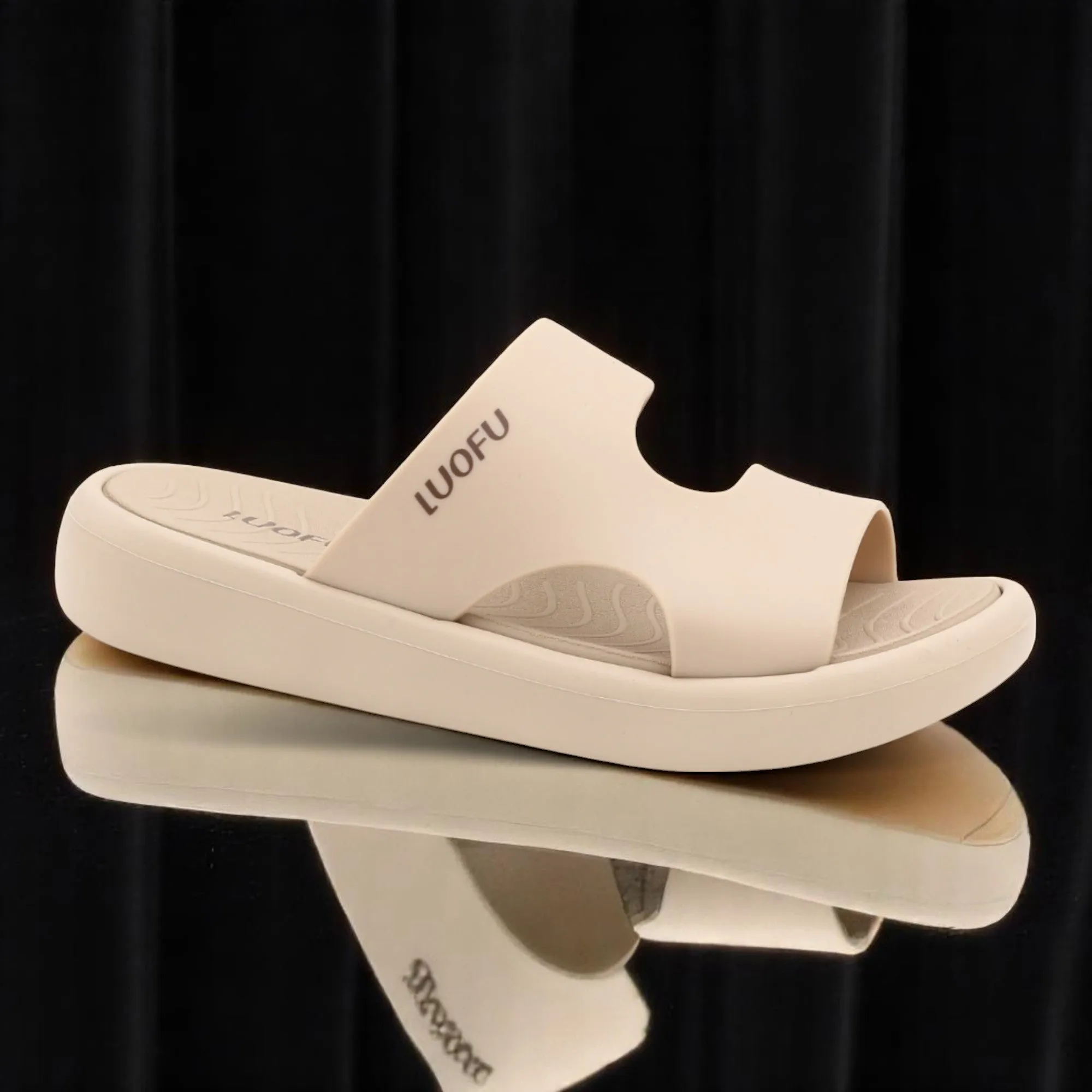 E72122 medicated slipper