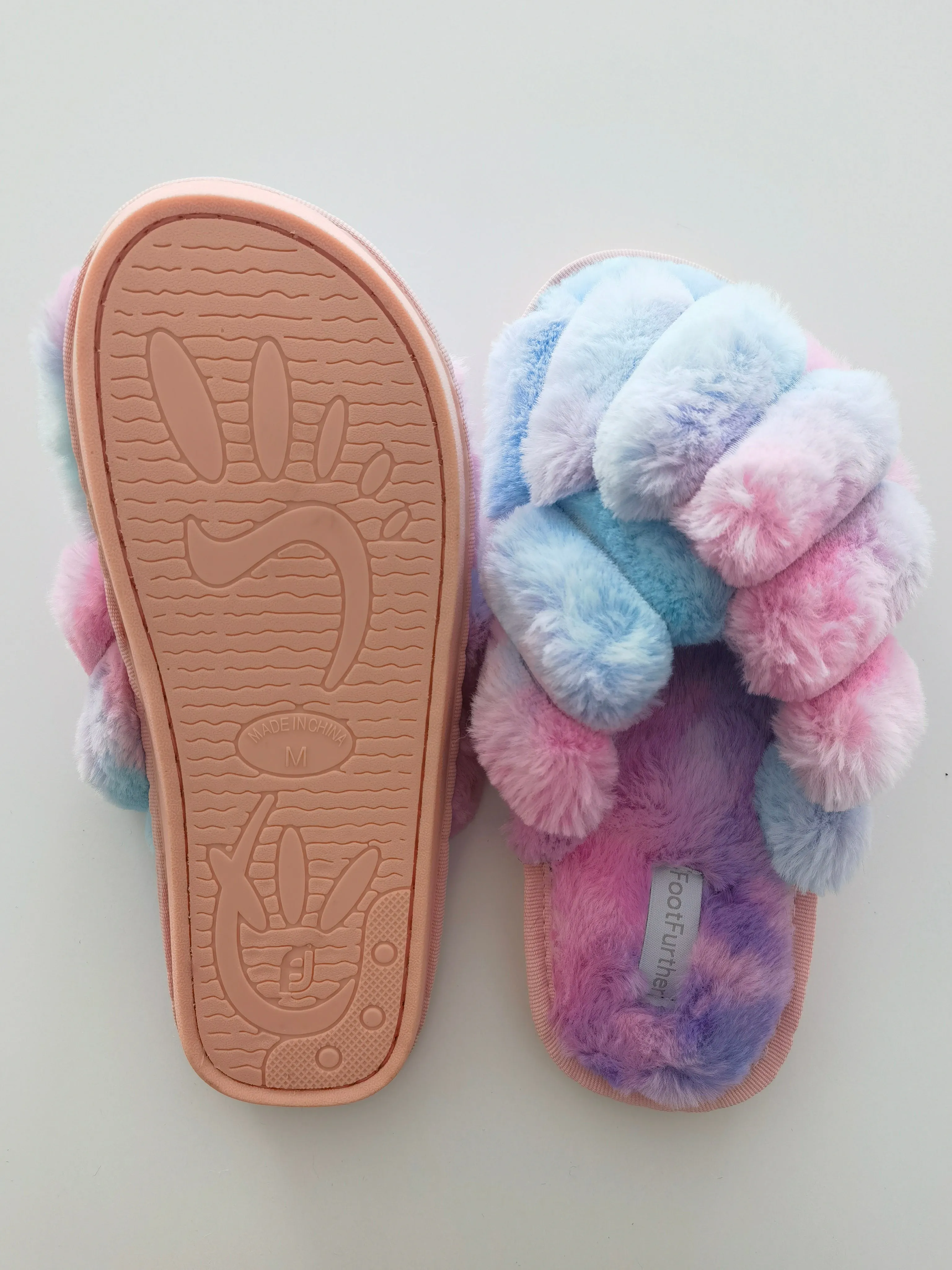 FootFurther Women's Fuzzy Slippers Cross Band Memory Foam House Slippers