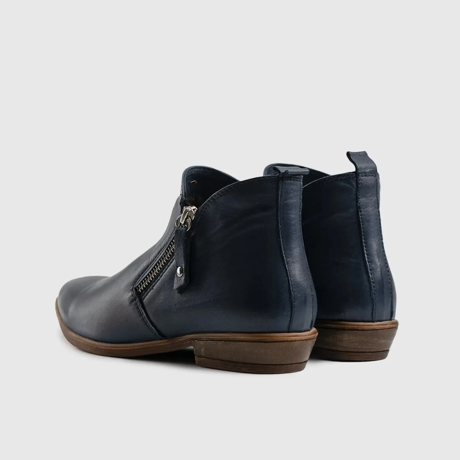 Leather Boots 242
