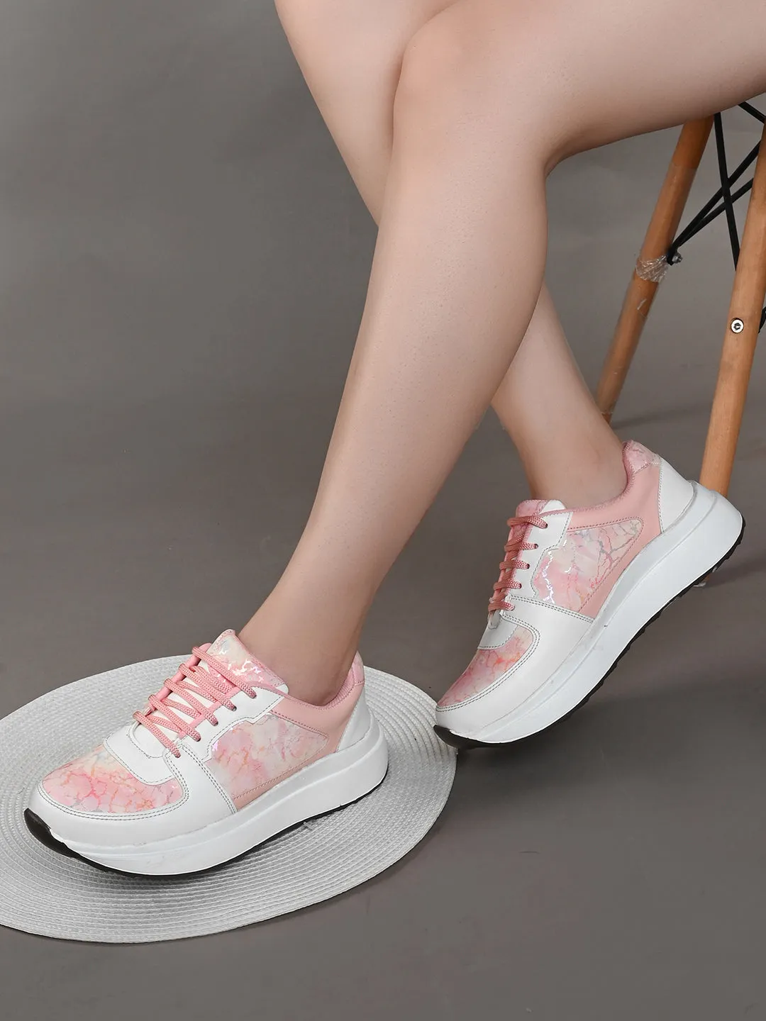 Lightweight Smartlace up Soft Sneaker shoe