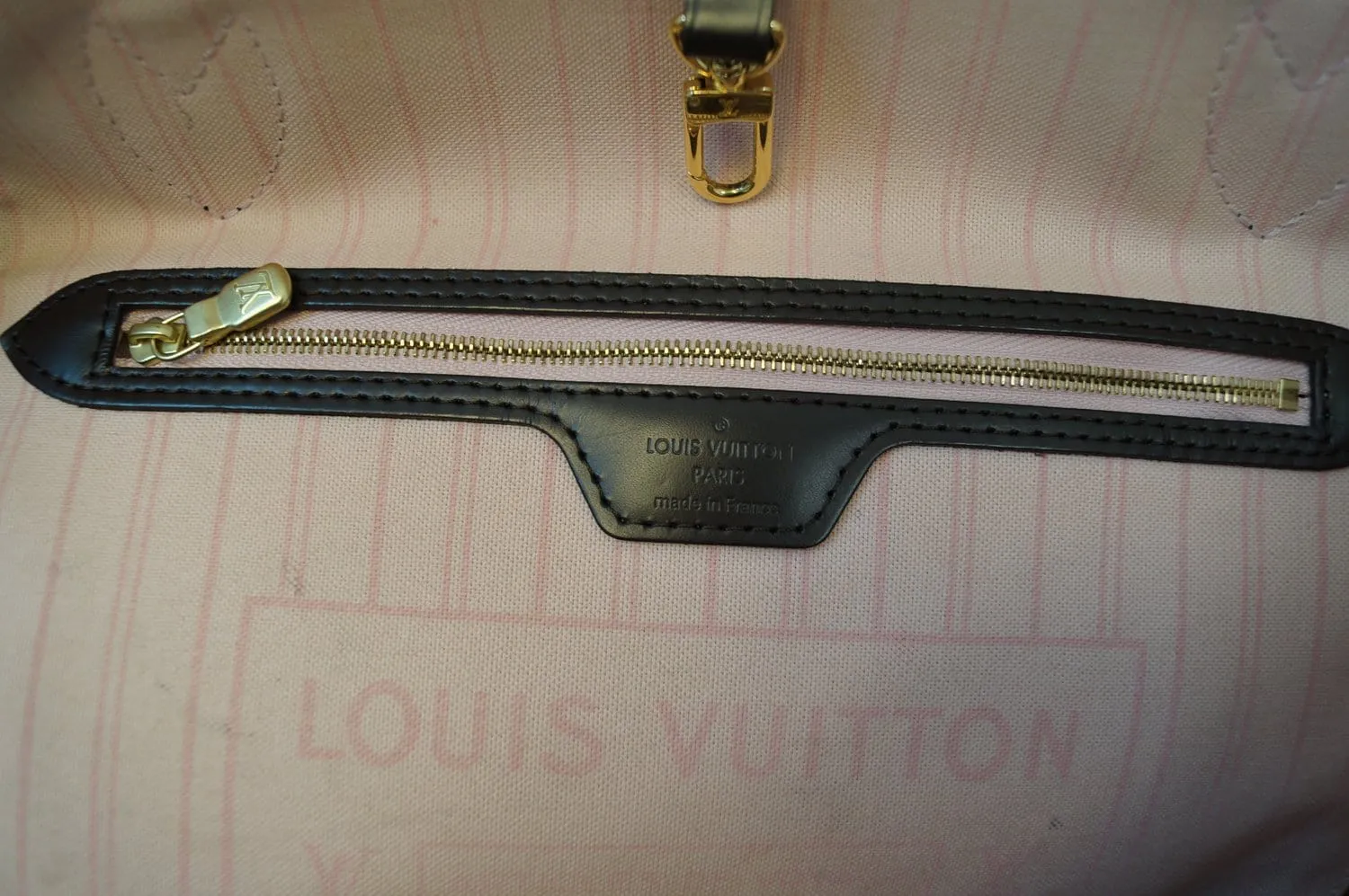 LOUIS VUITTON Neverfull MM Damier Ebene Pink Tote Bag