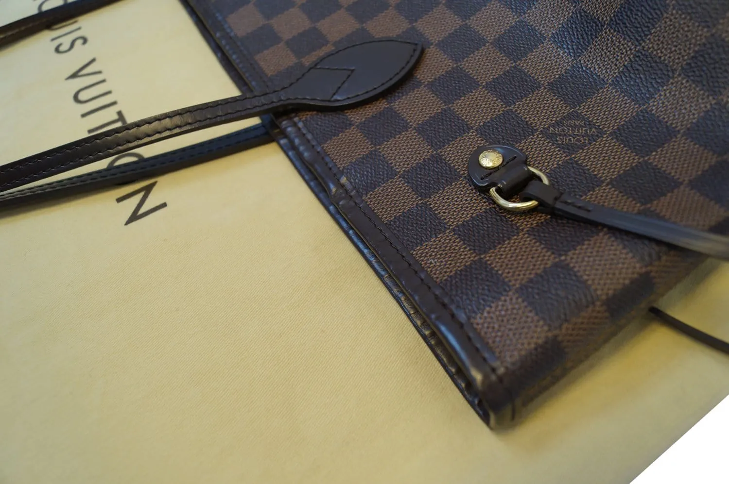 LOUIS VUITTON Neverfull MM Damier Ebene Pink Tote Bag