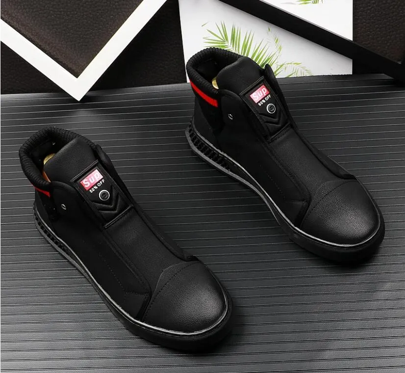 Luxury designer Men White Casual Shoes Med Round Toe British Man Trending Leisure Shoes Younger Flat Platform Street Shoe