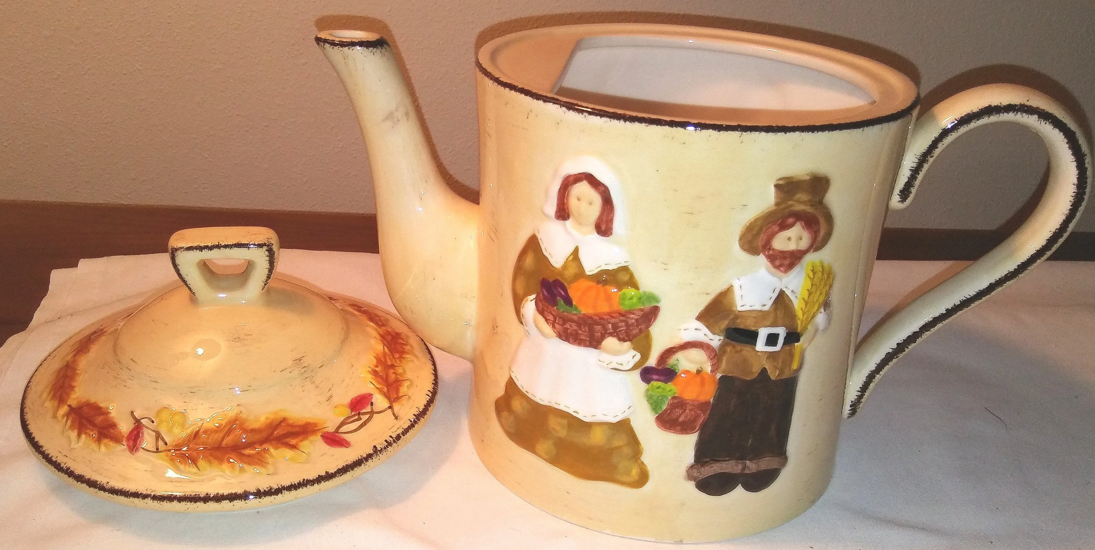 PILGRIMS COFFEE POT