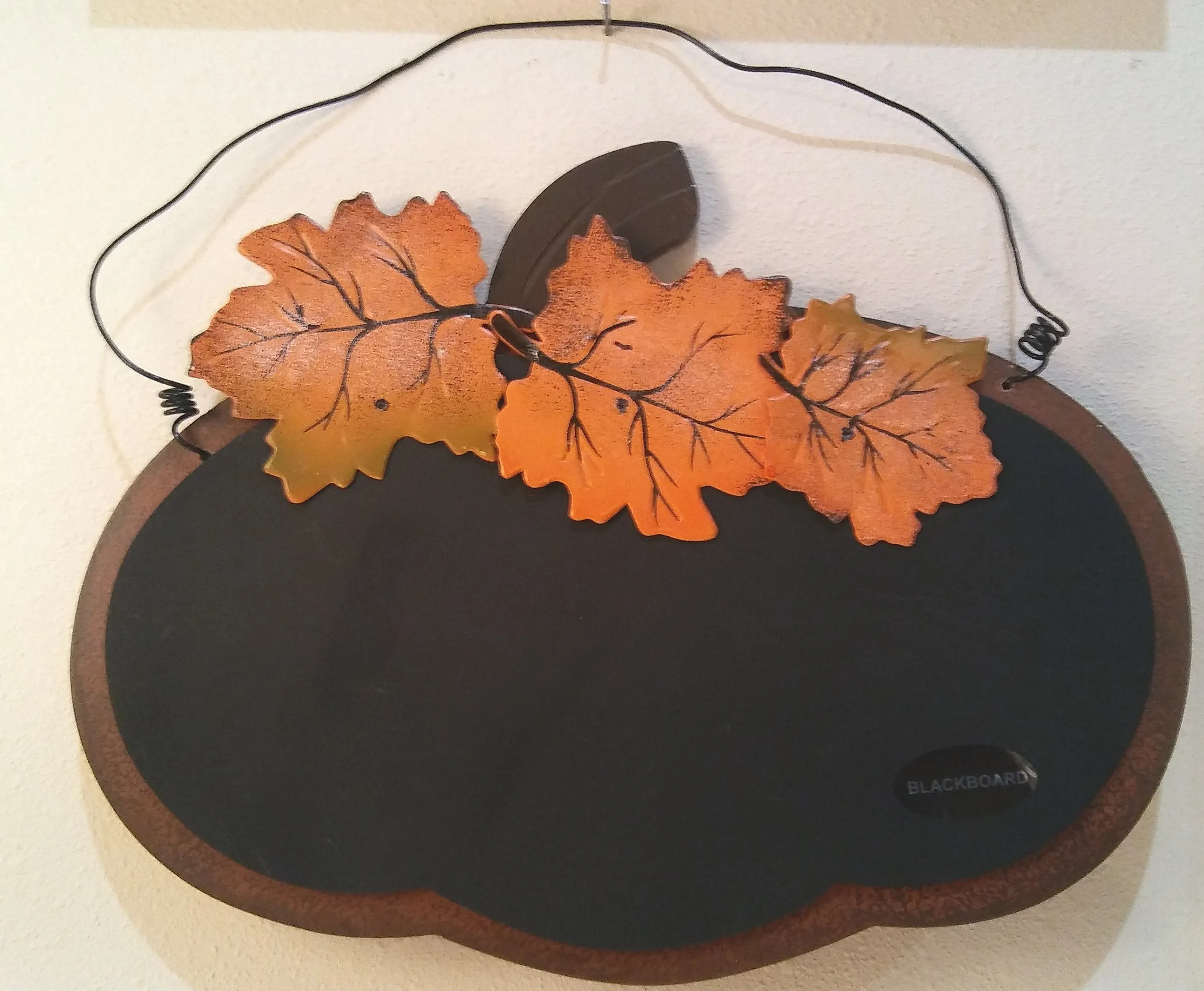 PUMPKIN BLACKBOARD WITH HANGER