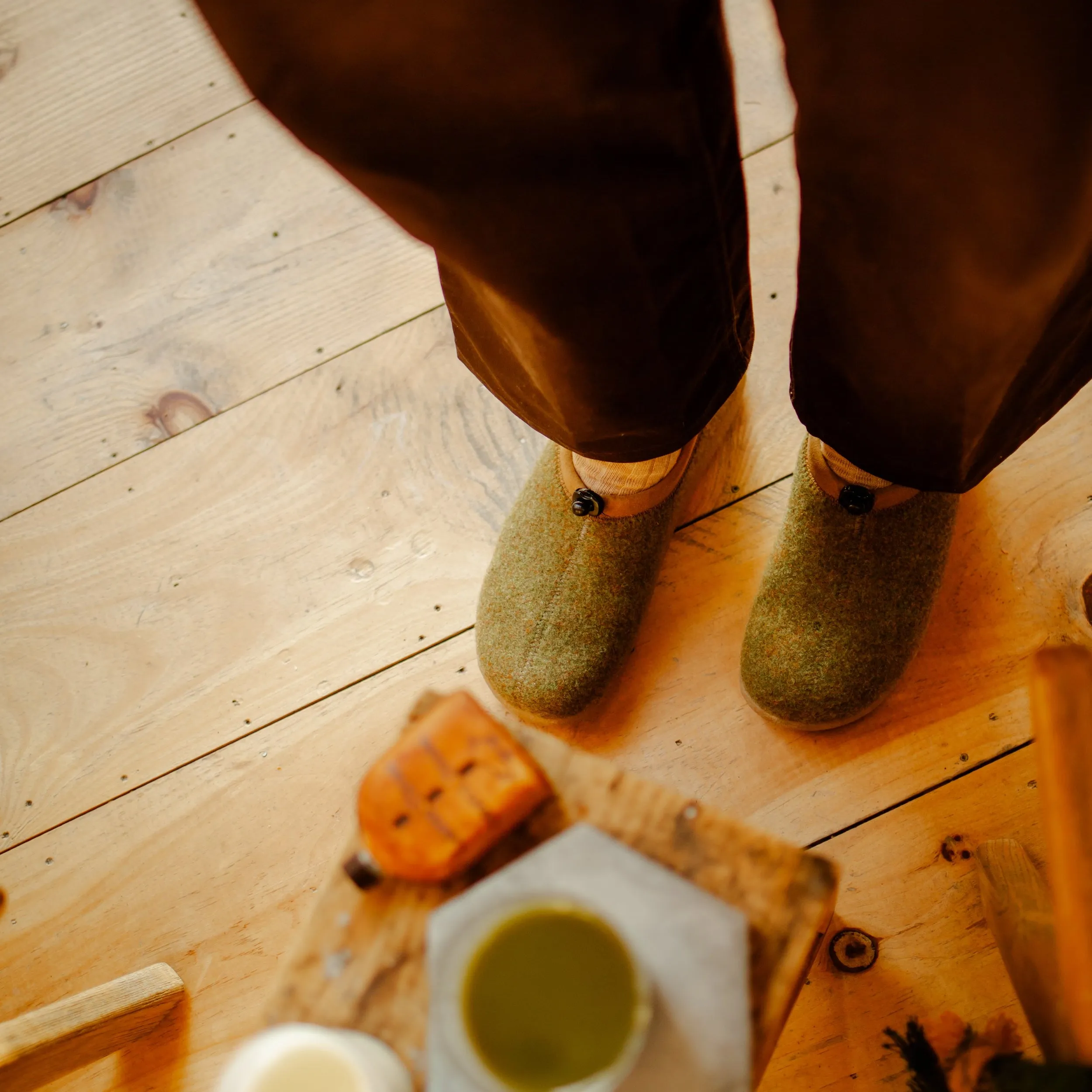 Samso Unisex Slipper in Army Green