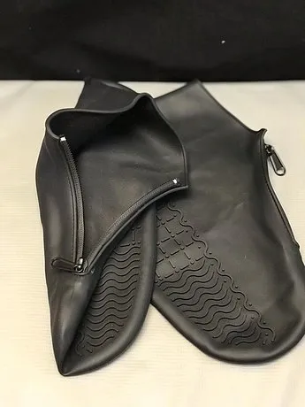 Silicone Shoes Protectors/Covers Easy to Disinfect with Zipper