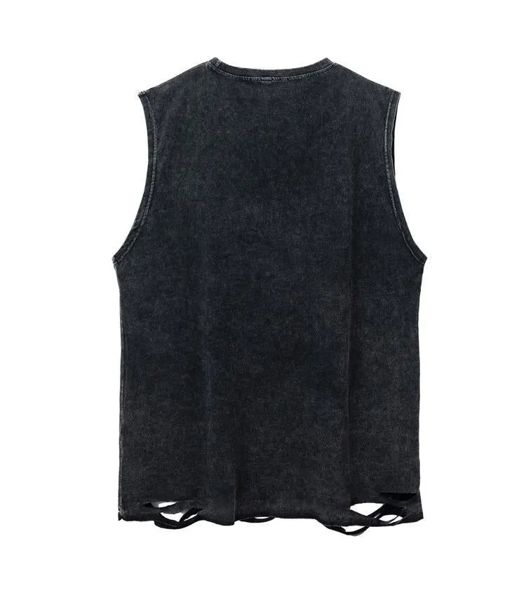Silver chain adorns the vest -D360 | Inspanda