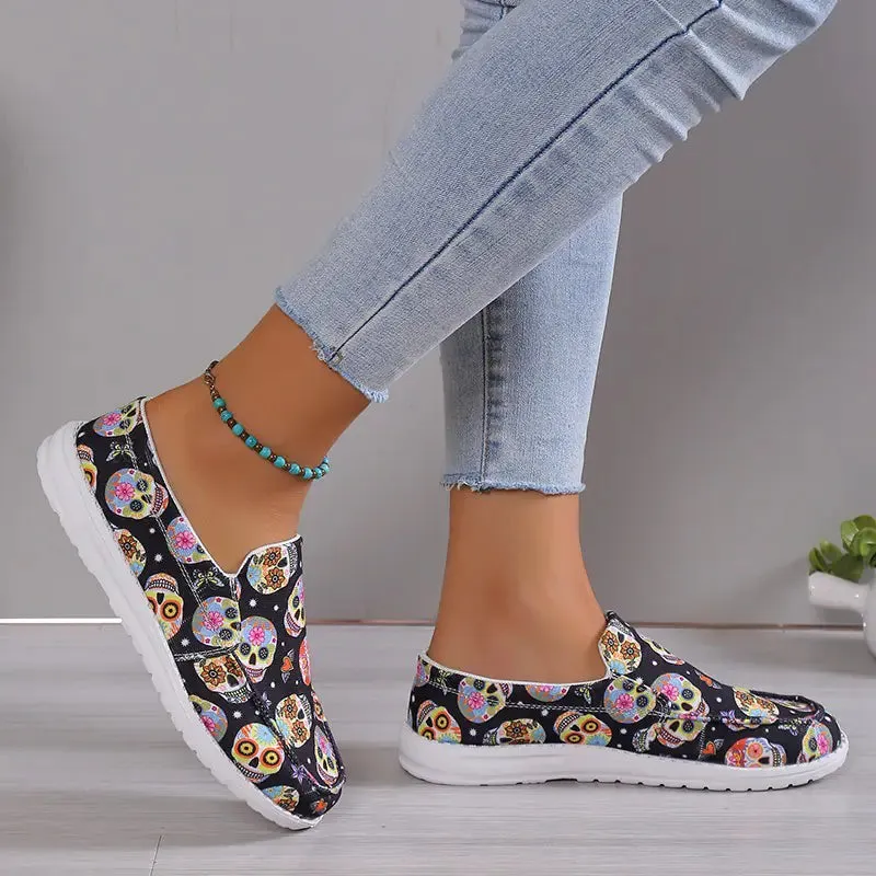 Skull Motif Lightweight Canvas Sneakers