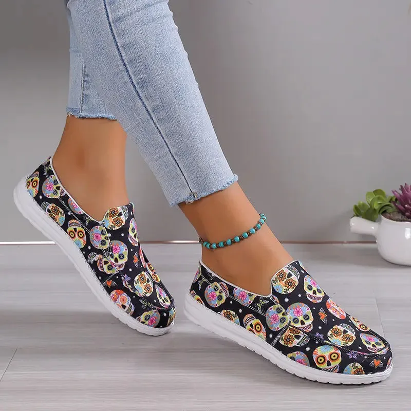 Skull Motif Lightweight Canvas Sneakers