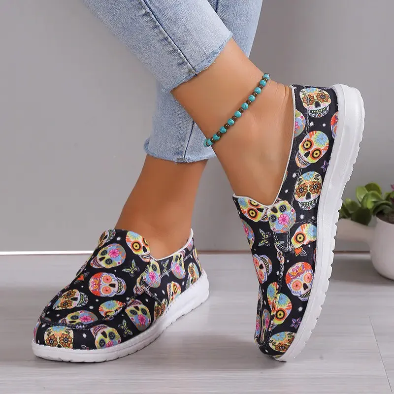 Skull Motif Lightweight Canvas Sneakers