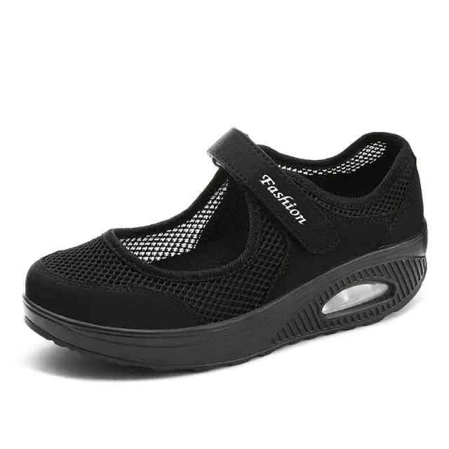 Stretchable Breathable Lightweight Walking Shoes