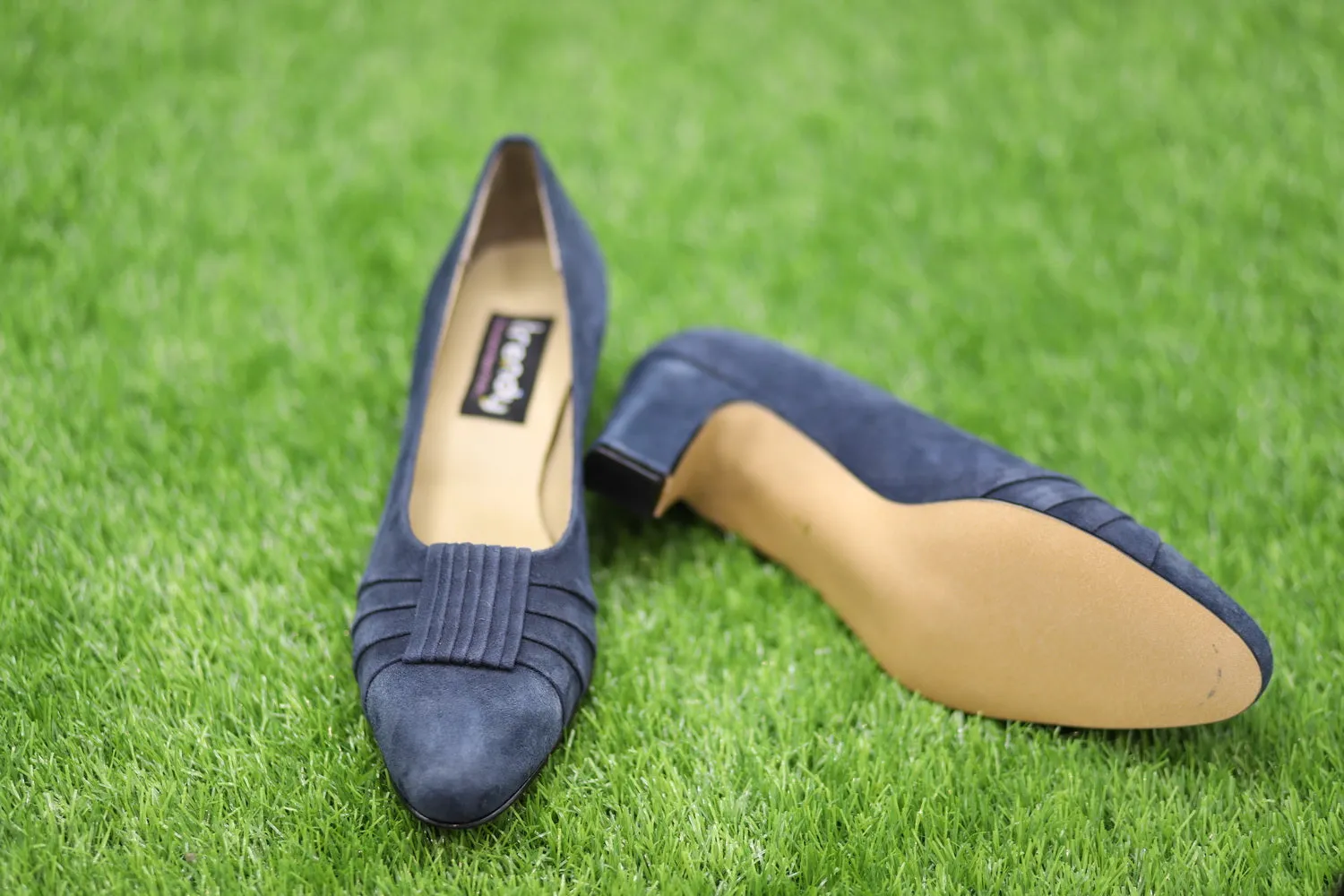 Suede leather Court Shoes Design ZA013