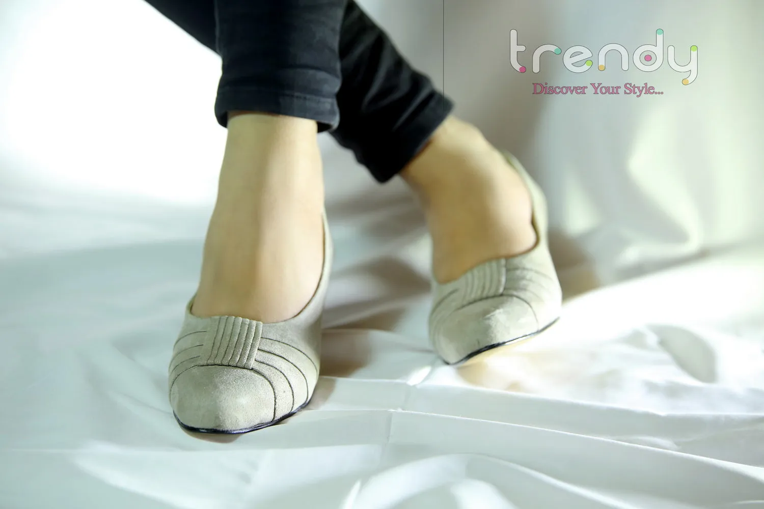 Suede leather Court Shoes Design ZA013