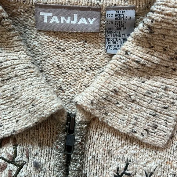 Tanjay - M, beige embroidered fall sweater, zippered, dog/cottage