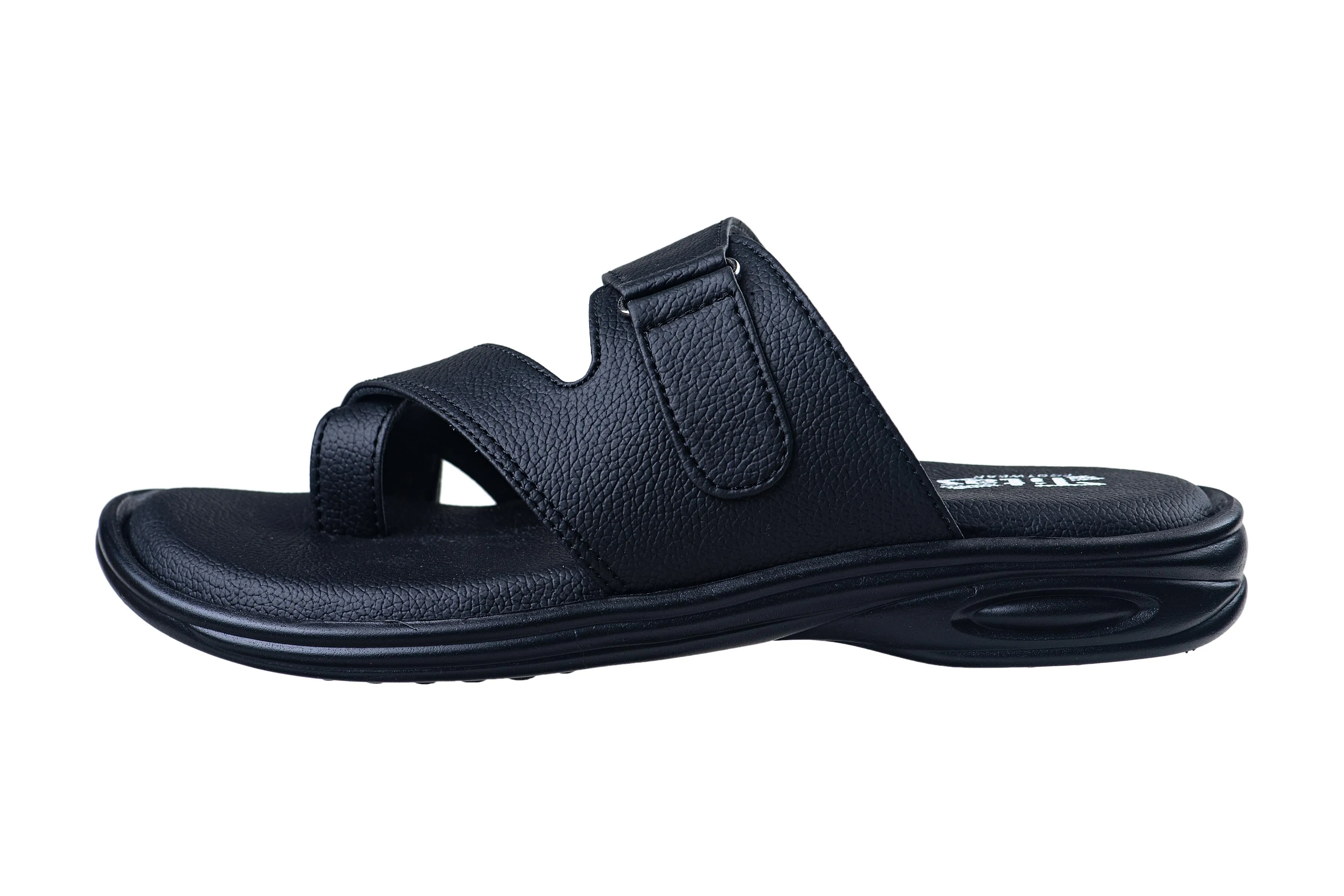 Titas Gents Black Chappal