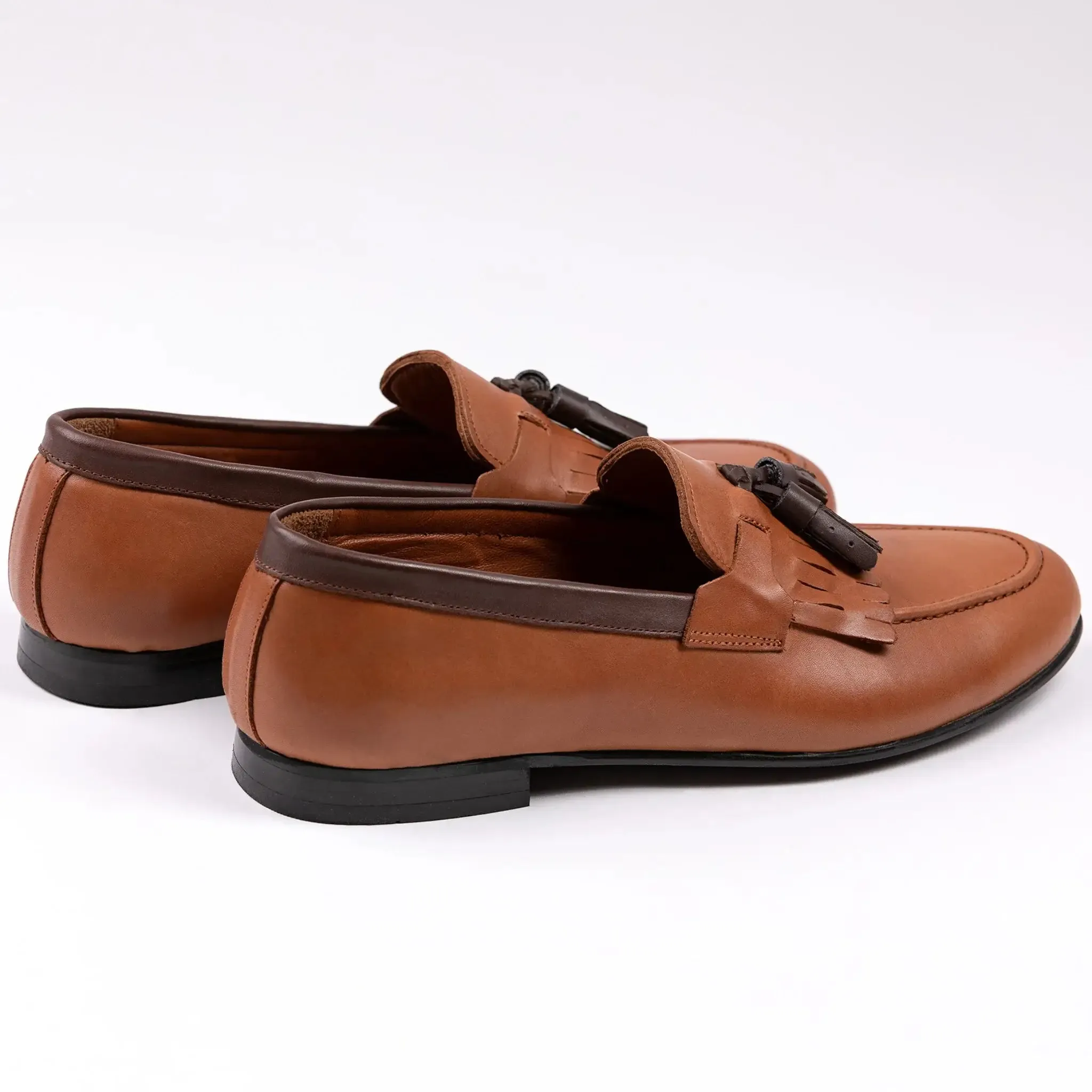 Two-toned Kiltie Loafers Caramel