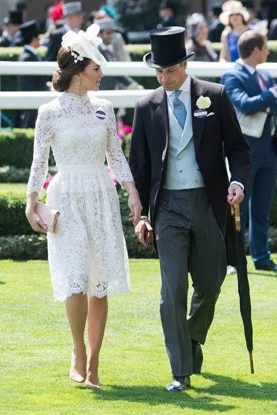 White Princess Kate Middleton Lace Cocktail Dress Knee Length Prom Celebrity Dress Royal Ascot