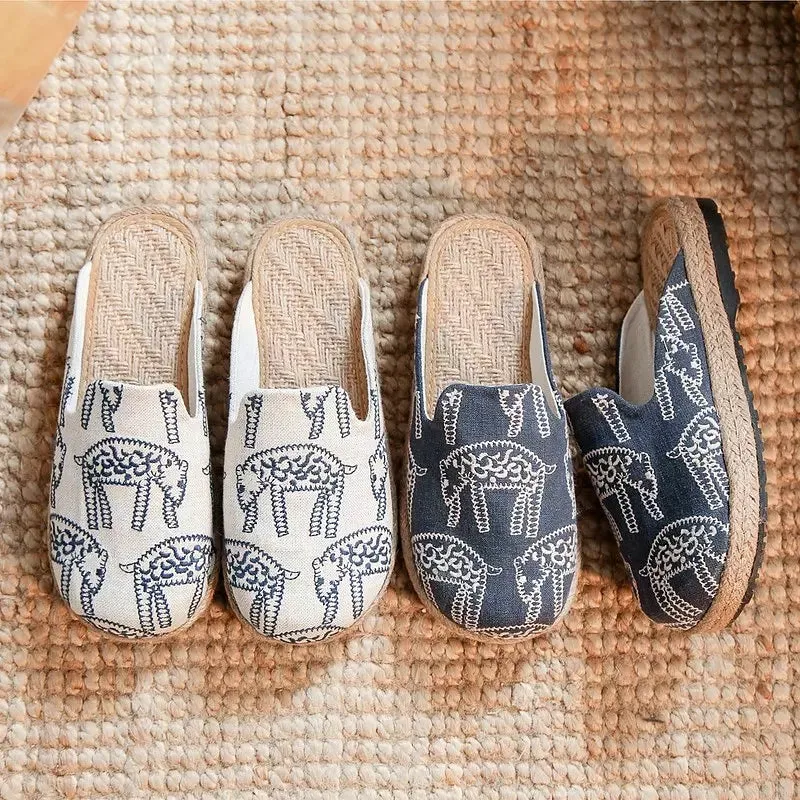 Women Canvas Close Toe Flat Slippers