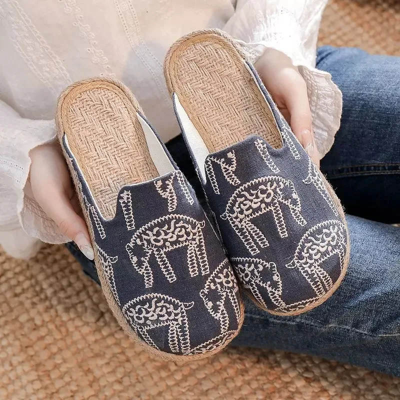 Women Canvas Close Toe Flat Slippers