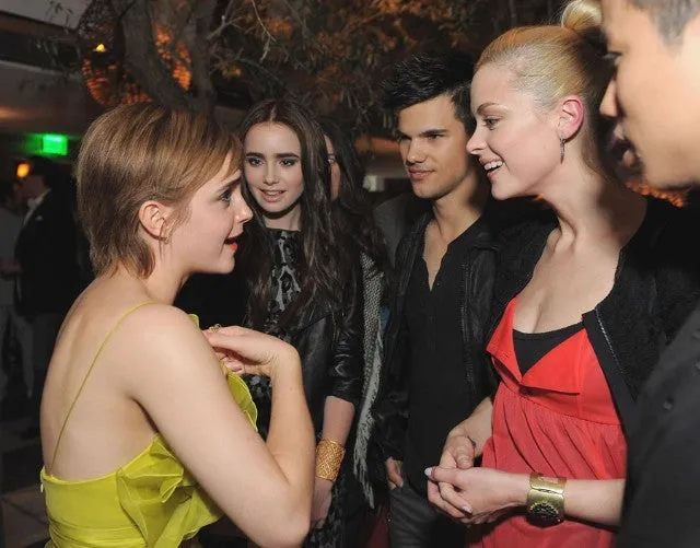 Yellow Emma Watson Ruched Spaghetti Straps Dress V Neck Short Prom Celebrity Evening Dress Yoostar MTV Movie Awards